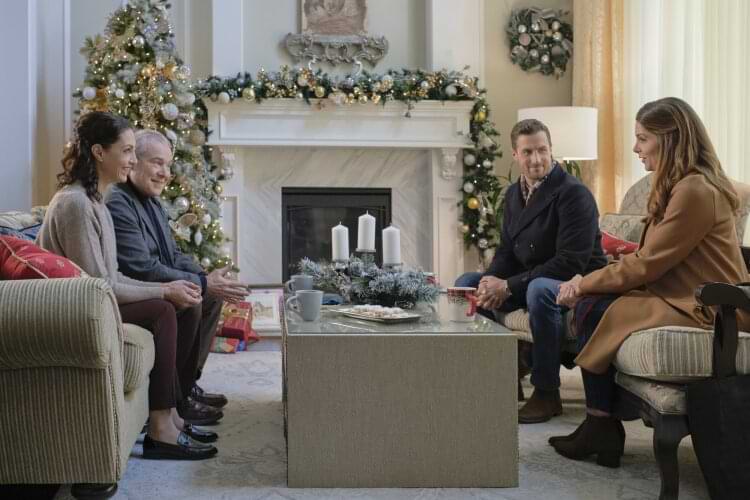 Reckless-pictures-movie-A-Little-Christmas-Charm