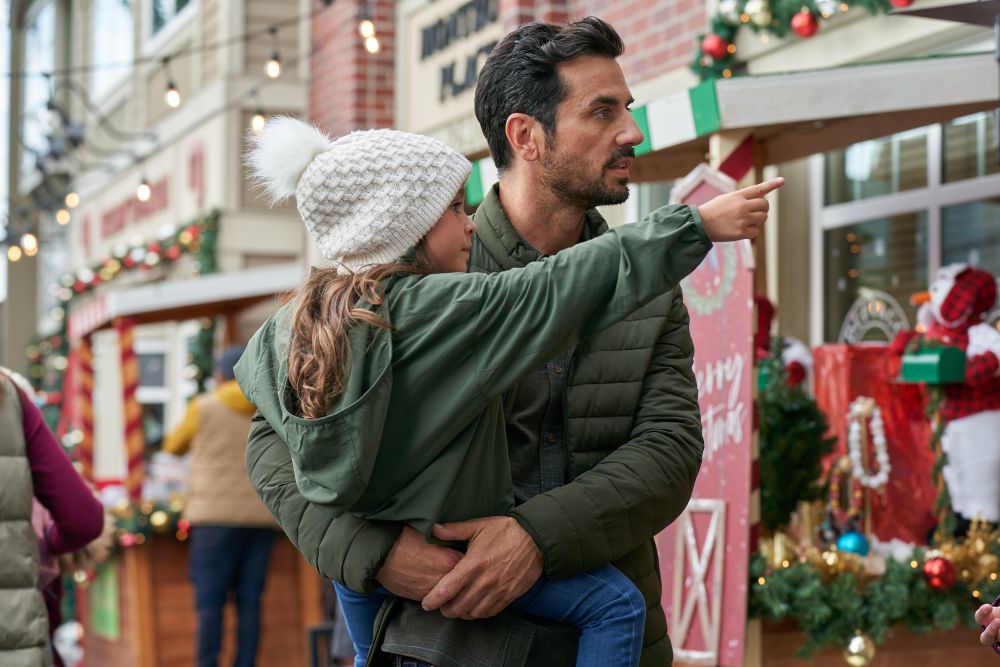 Reckless-Pictures-movie-Christmas-At-The-Golden-Dragon
