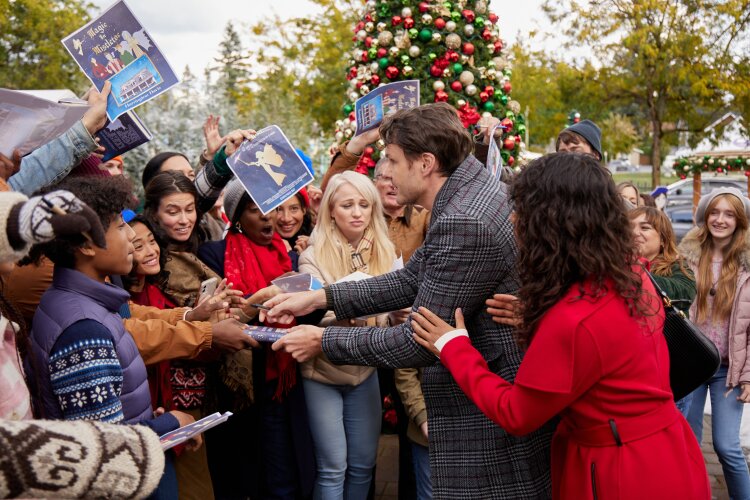 Reckless-Pictures-movie-Magic-In-Mistletoe