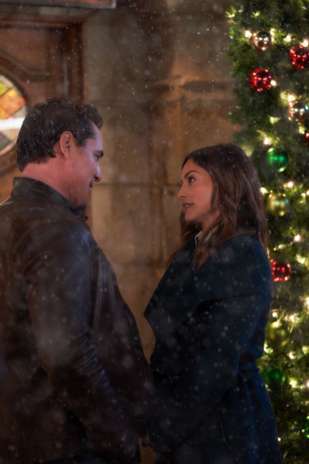 Reckless-Pictures-movie-Mystery-On-Mistletoe-Lane